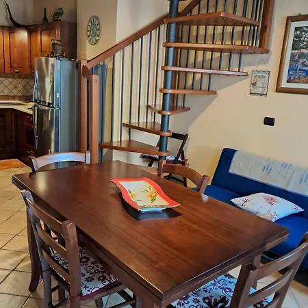 Holiday home Casa Leonardo-Ettore *
