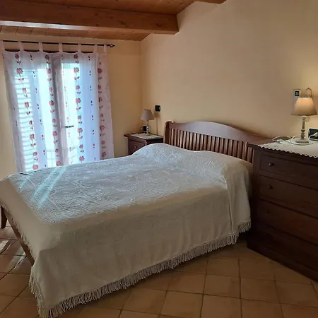 Casa Leonardo-Ettore Holiday home *