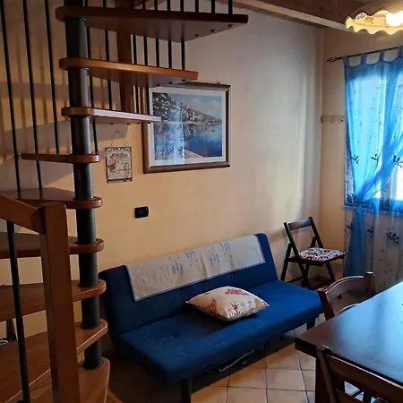 Casa Leonardo-Ettore Holiday home Calasetta